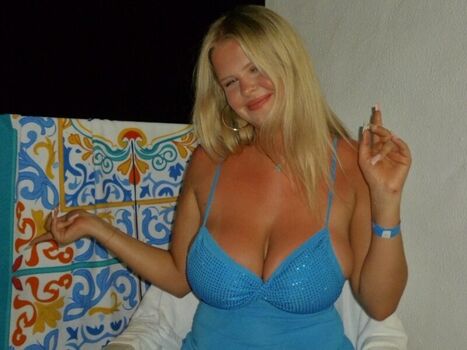 Aavarose leaked private photo uncensored HD quality