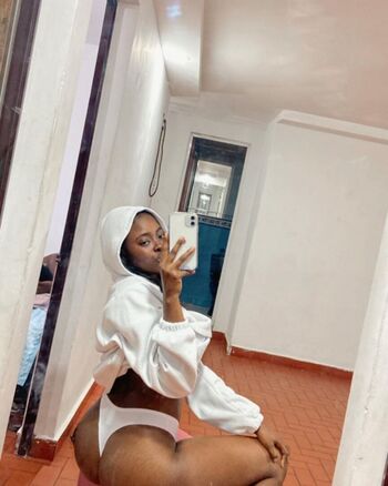 Afrolatina leaked private photo uncensored HD quality