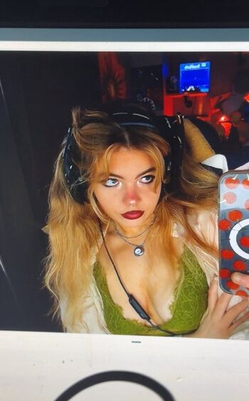 Aiiygatorz leaked private photo uncensored HD quality