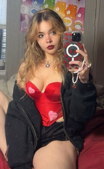 Aiiygatorz page leaked private photo uncensored HD quality