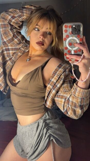 Aiiygatorz page leaked private photo uncensored HD quality