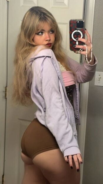 Aiiygatorz leaked private photo uncensored HD quality