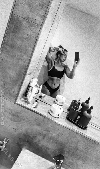 Aleeeeena official leaked private photo uncensored HD quality