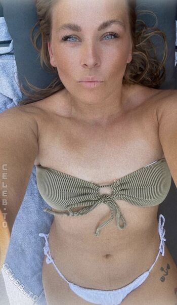 Aleeeeena official leaked private photo uncensored HD quality