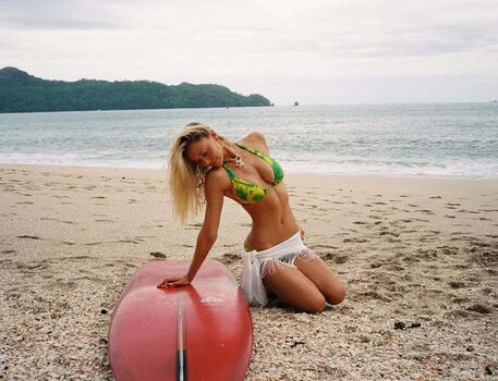 Alexis ren  page leaked private photo uncensored HD quality