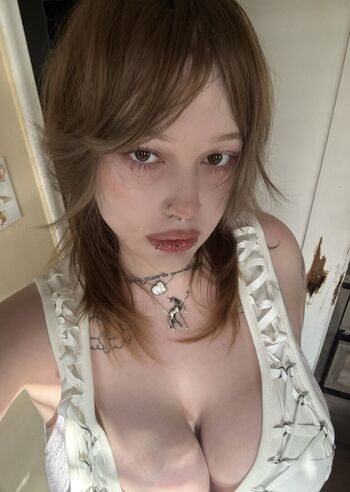 Alivegirlnare leaked private photo uncensored HD quality