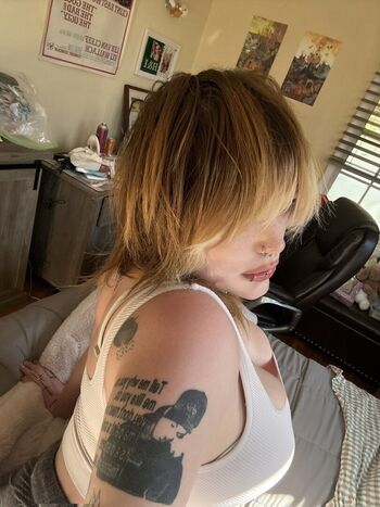 Alivegirlnare leaked private photo uncensored HD quality