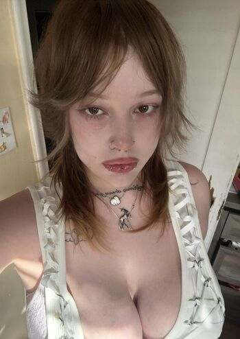 Alivegirlnare leaked private photo uncensored HD quality