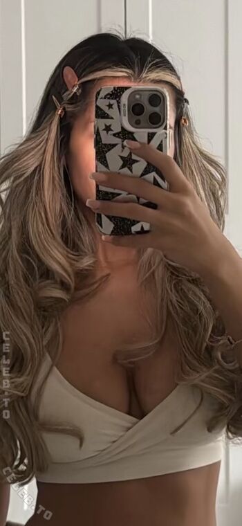Almira azemi page leaked private photo uncensored HD quality