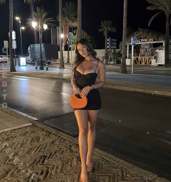 Almira azemi page leaked private photo uncensored HD quality