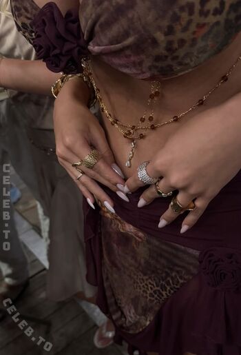 Almira azemi page leaked private photo uncensored HD quality
