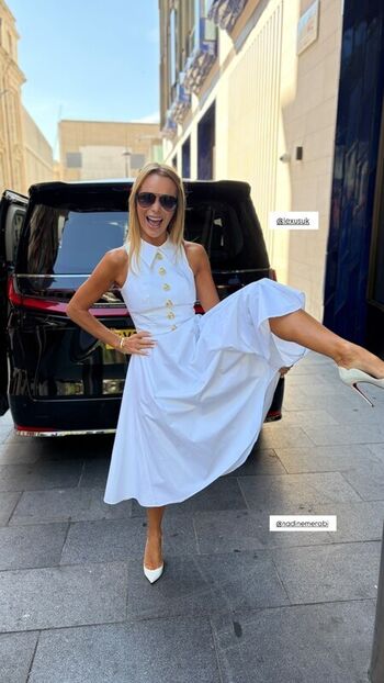 Amanda holden  page leaked private photo uncensored HD quality