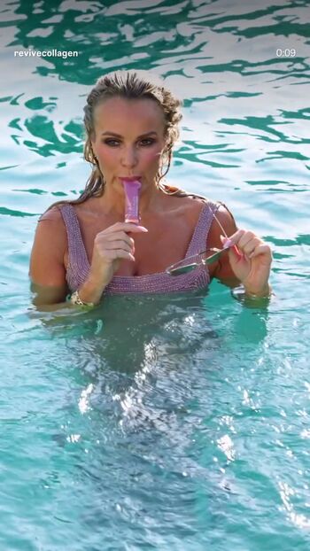 Amanda holden  page leaked private photo uncensored HD quality