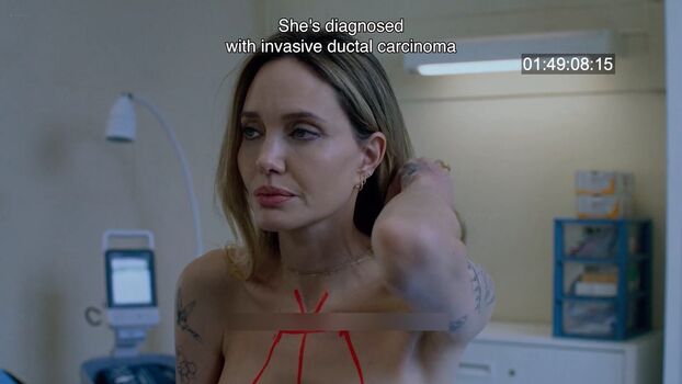 Angelina jolie leaked private photo uncensored HD quality