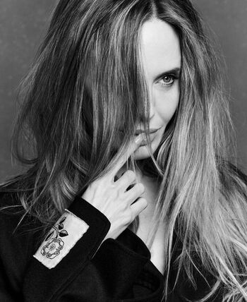 Angelina jolie leaked private photo uncensored HD quality