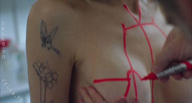 Angelina jolie leaked private photo uncensored HD quality