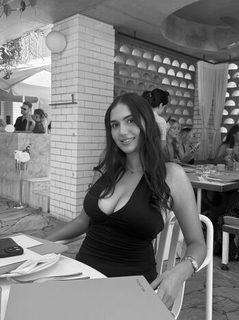 Angie may page leaked private photo uncensored HD quality