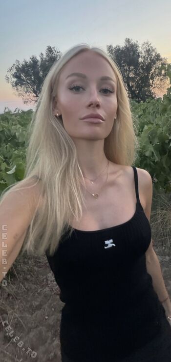 Annaauroraegger leaked private photo uncensored HD quality