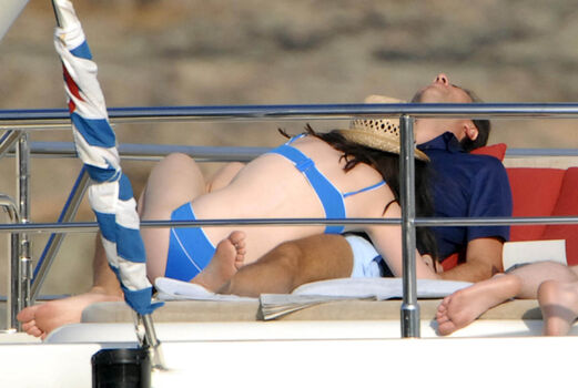 Anne hathaway page leaked private photo uncensored HD quality