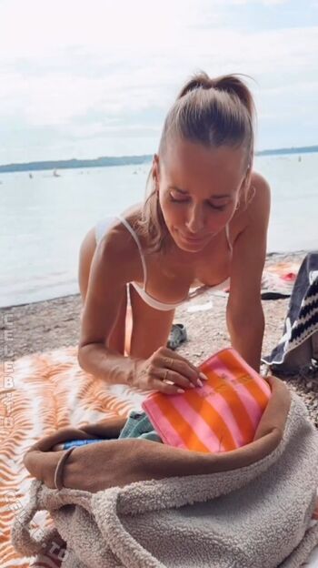 Annemarie carpendale page leaked private photo uncensored HD quality