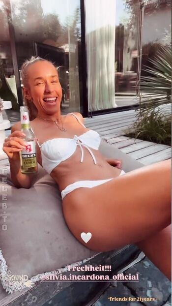 Annemarie carpendale page leaked private photo uncensored HD quality