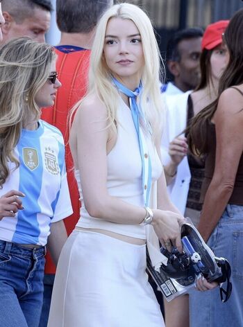 Anya taylor joy leaked private photo uncensored HD quality