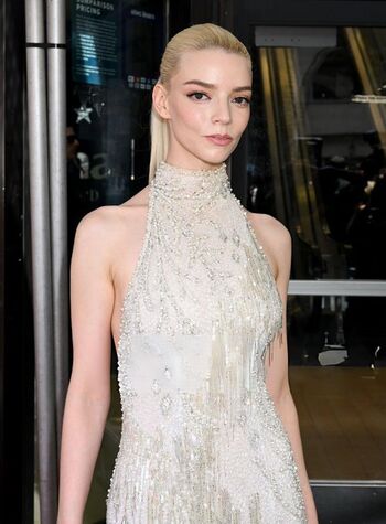 Anya taylor joy  page leaked private photo uncensored HD quality