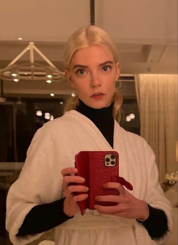 Anya taylor joy  page leaked private photo uncensored HD quality
