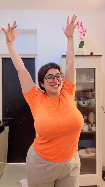 Apoorva bhalla page leaked private photo uncensored HD quality