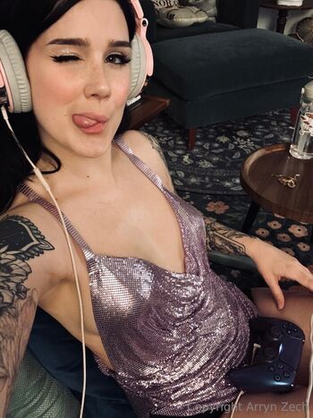 Arryn zech page leaked private photo uncensored HD quality