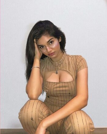 Asfa sinha page leaked private photo uncensored HD quality