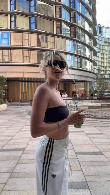 Ashley roberts page leaked private photo uncensored HD quality