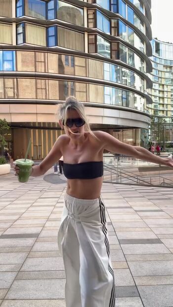 Ashley roberts page leaked private photo uncensored HD quality