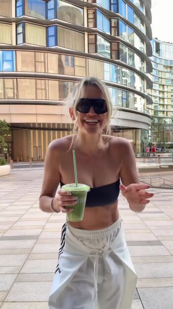 Ashley roberts page leaked private photo uncensored HD quality