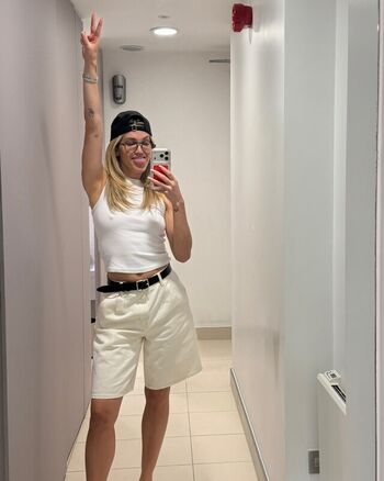 Ashley roberts page leaked private photo uncensored HD quality