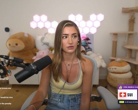Astabush leaked private photo uncensored HD quality