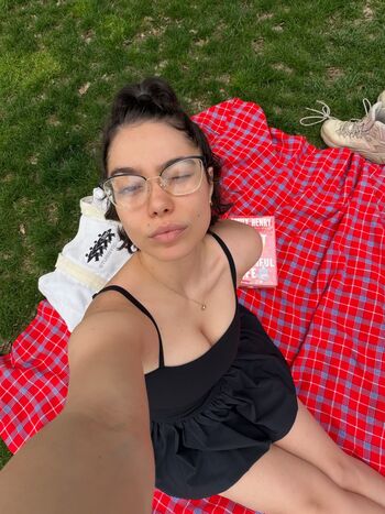 Auli  i cravalho leaked private photo uncensored HD quality