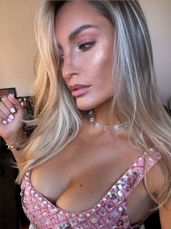 Aurelie dotremont page leaked private photo uncensored HD quality