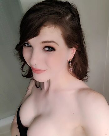 Autumn rain leaked private photo uncensored HD quality