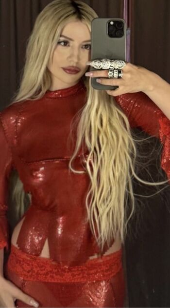 Ava max  page leaked private photo uncensored HD quality