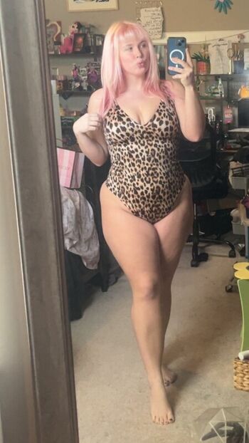 Averageallison leaked private photo uncensored HD quality