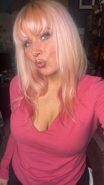 Averageallison leaked private photo uncensored HD quality