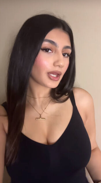 Avneet kaur page leaked private photo uncensored HD quality