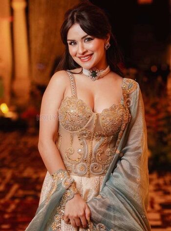 Avneet kaur page leaked private photo uncensored HD quality