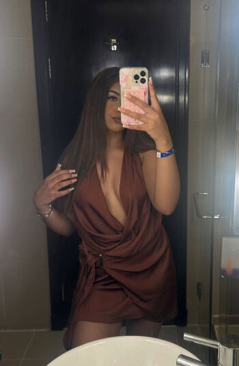 Avneet kaur page leaked private photo uncensored HD quality