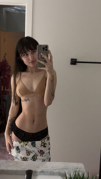 Beebee asmr page leaked private photo uncensored HD quality