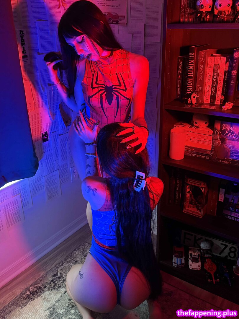 Vivianwest leaked private photo uncensored HD quality