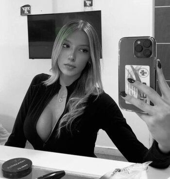 Belen carunchio leaked private photo uncensored HD quality