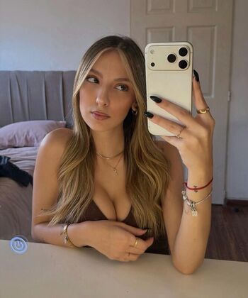 Belen carunchio leaked private photo uncensored HD quality