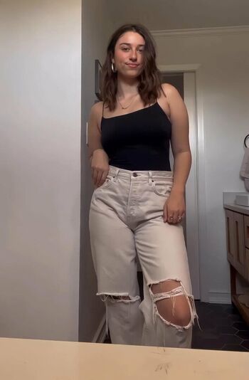 Bella robertson leaked private photo uncensored HD quality